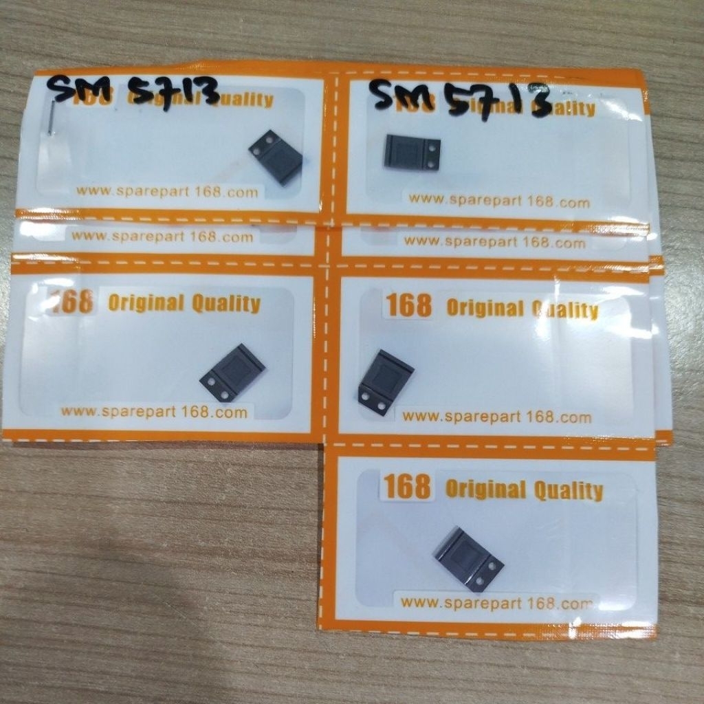 IC SM5713 / SM 5713 ORI