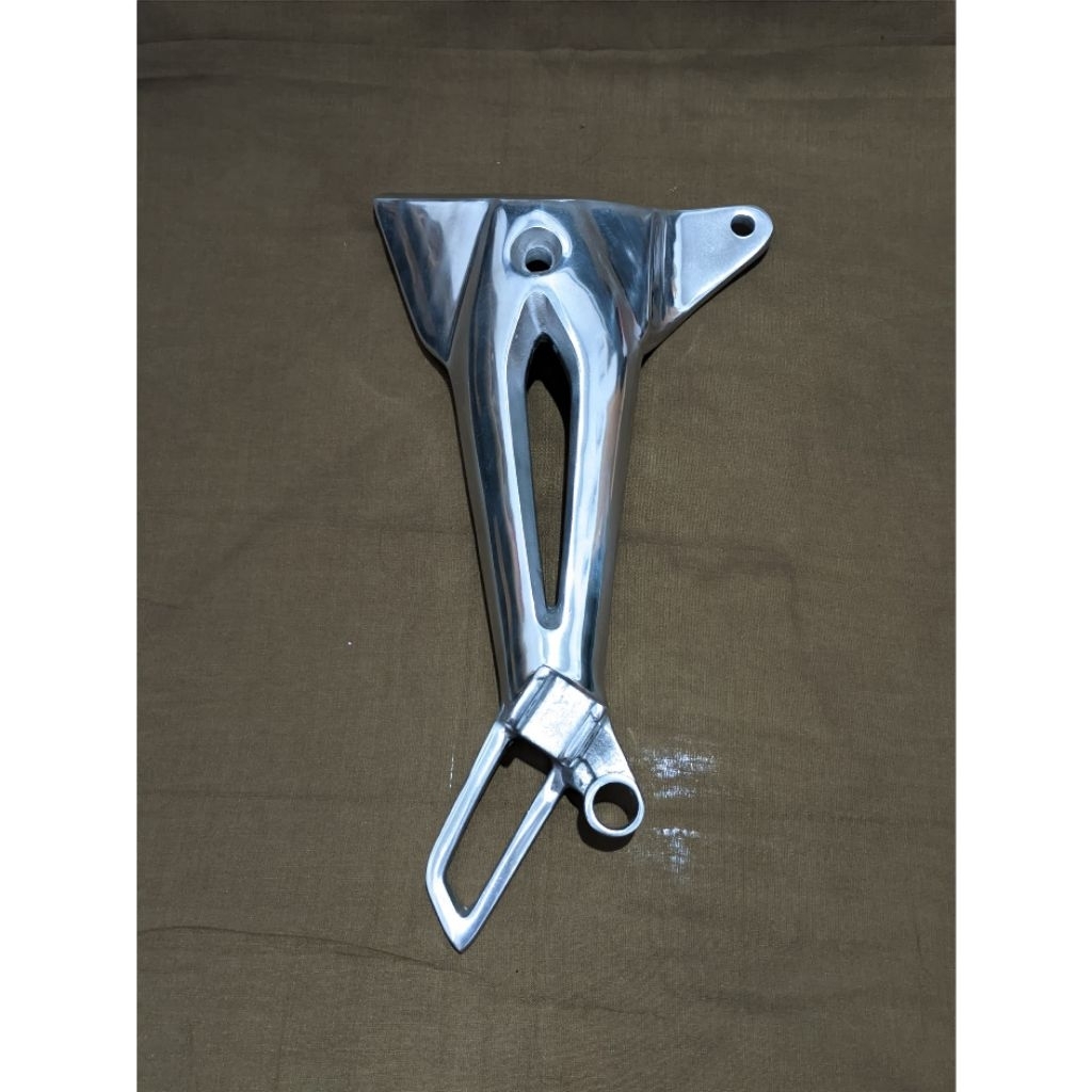 FOOTSTEP KIRI PIJAKAN KAKI BELAKANG KIRI MOTOR SUPRA FIT BOX VARIASI POLES