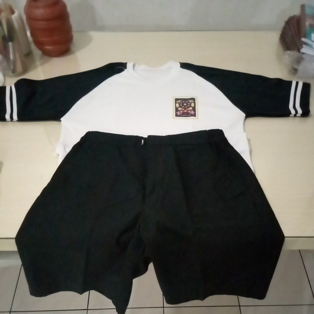 Preloved Baju Olah Raga Smansa SMA 1 Denpasar