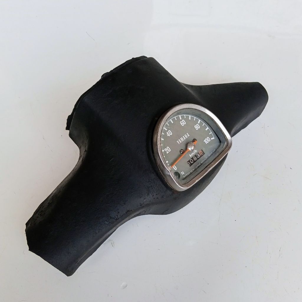 BATOK SPIDOMETER SET YAMAHA V75 SEPIDOMETER V75 BATOK LAMPU YAMAHA V75 ORI COPOTAN MOTOR