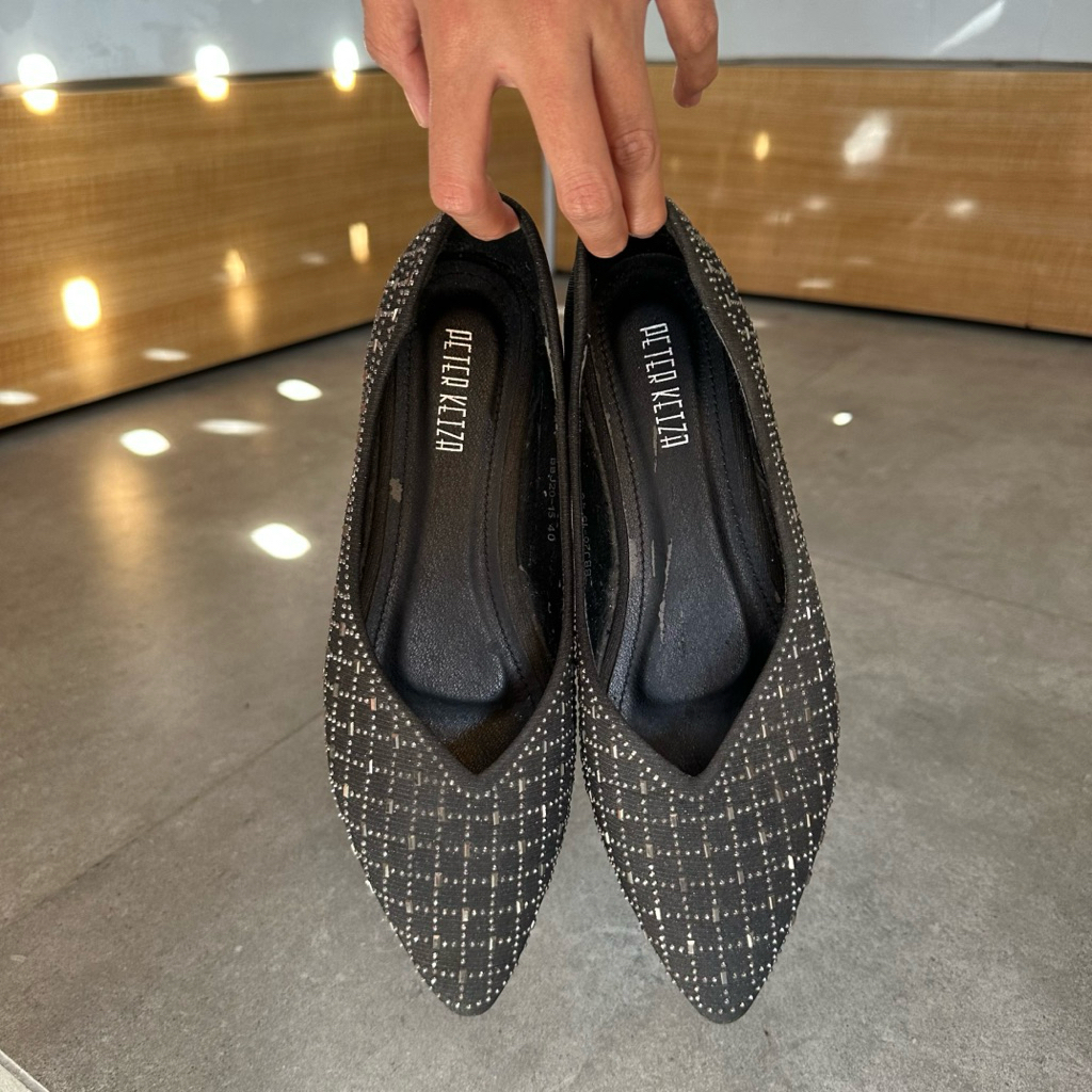 Preloved Peter Keiza Flat Shoes