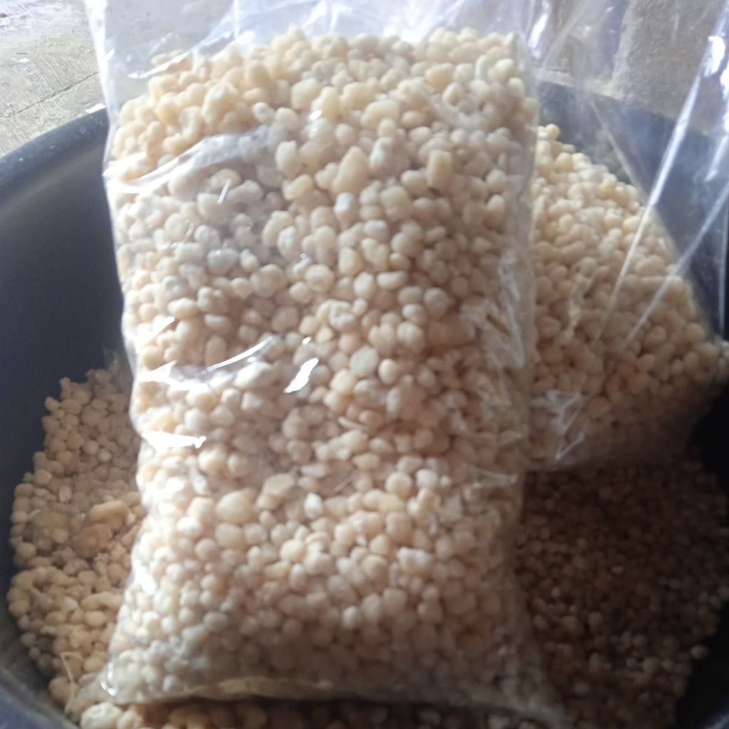 

beras tiwul berondong / jumbo buat cemilan tinggal goreng / 1liter