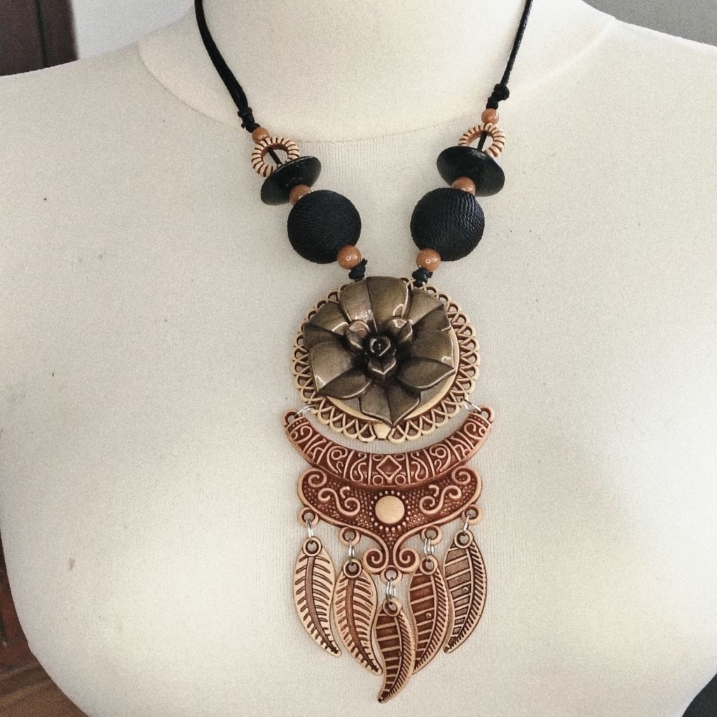 kalung fashion etnik wanita