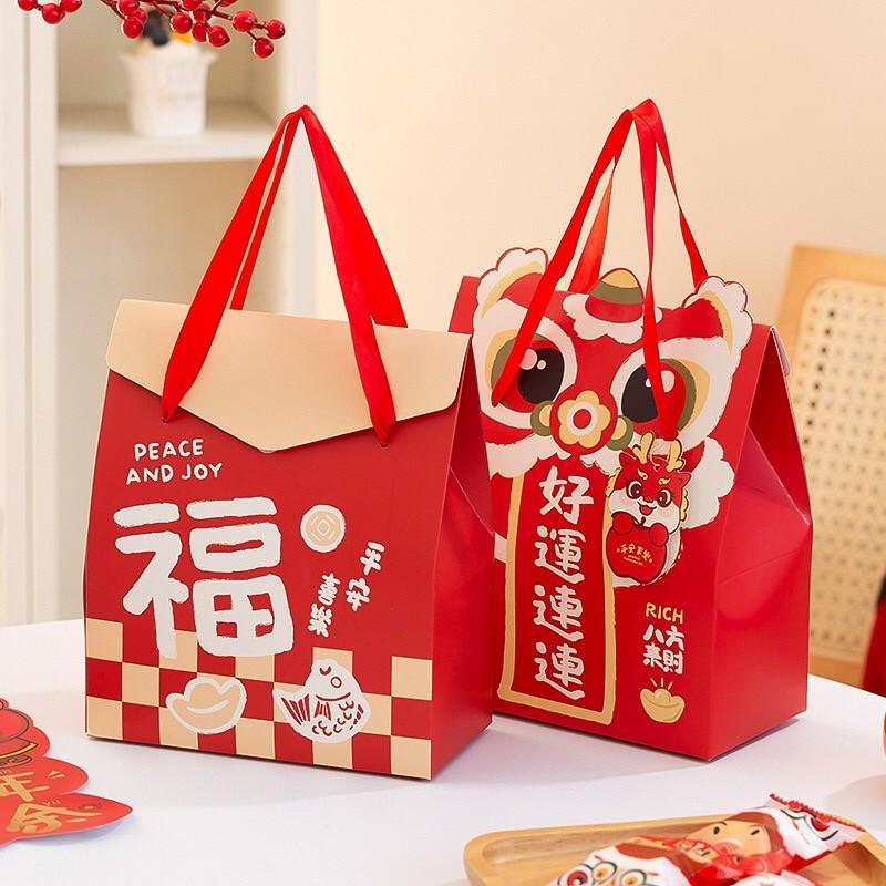 

Cake Paperbag Imlek CNY Dus Kue Kering Kotak Roti Sincia Naga isi 2 Toples 500ml