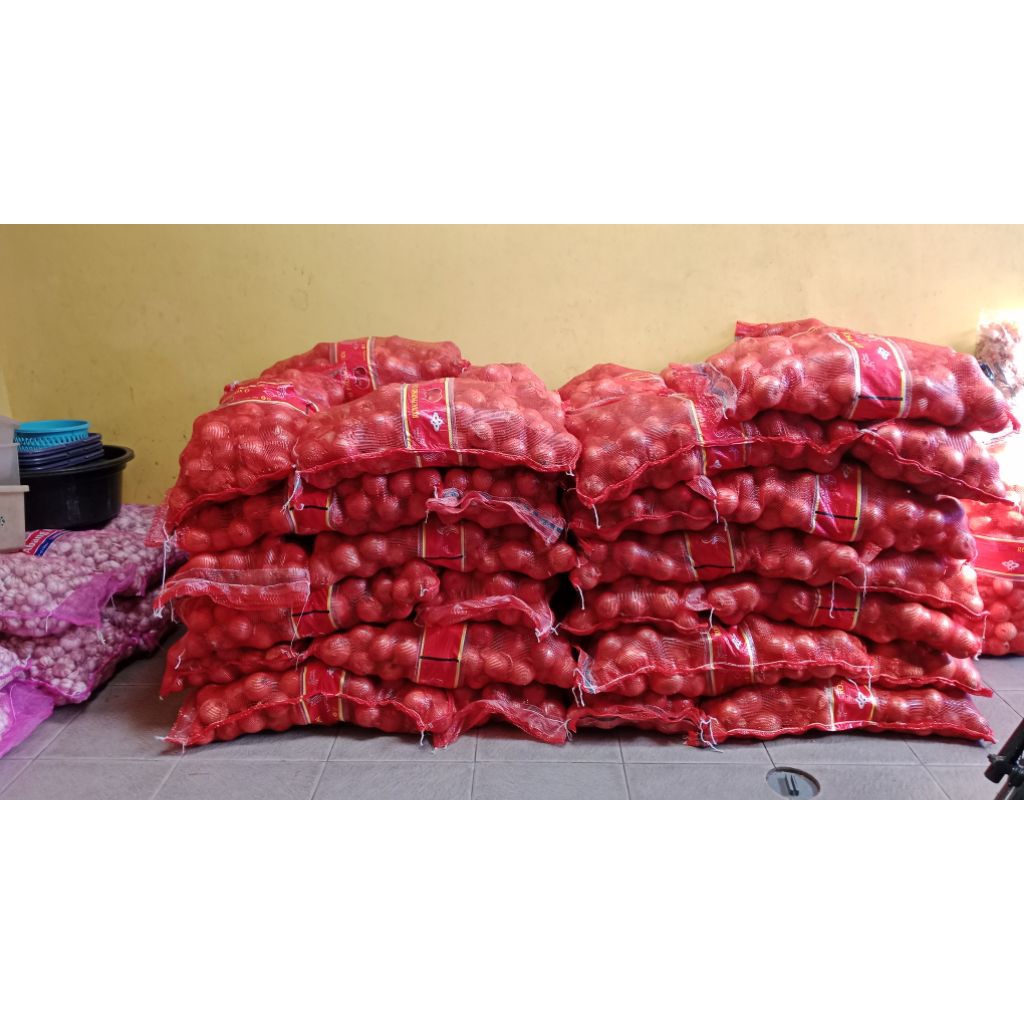 

BOMBAY BESAR 60/80 BOMBAY KARUNGAN 20 KG