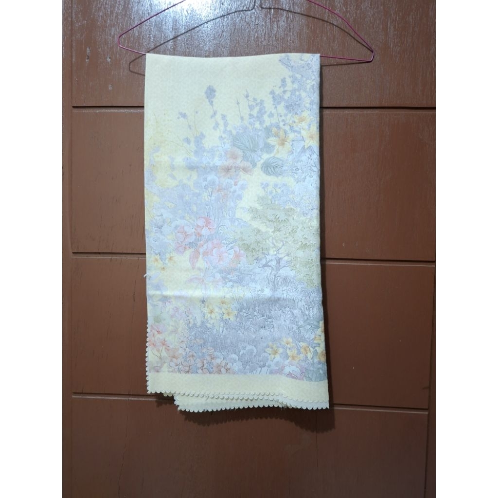 Scarves Hijab Segi 4 Motif bunga