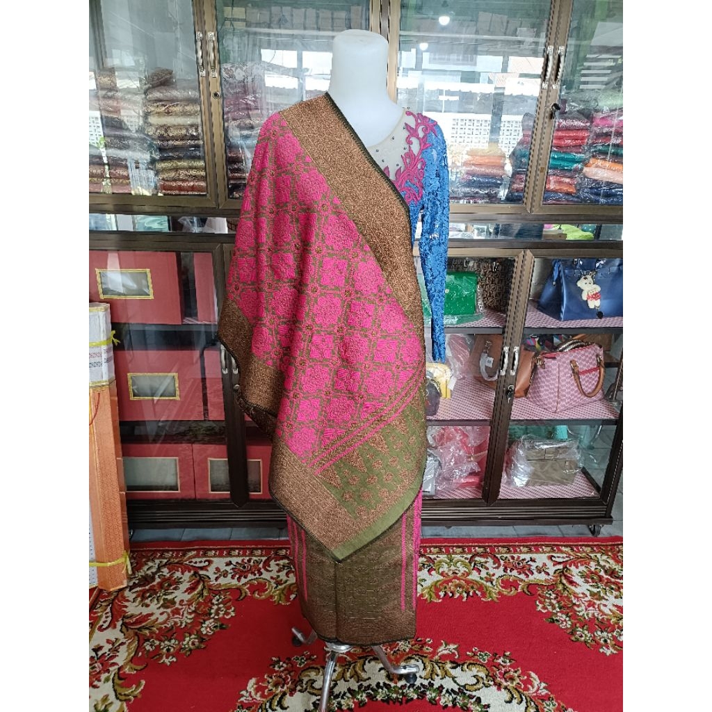 Songket Palembang Bunga Cina Pink