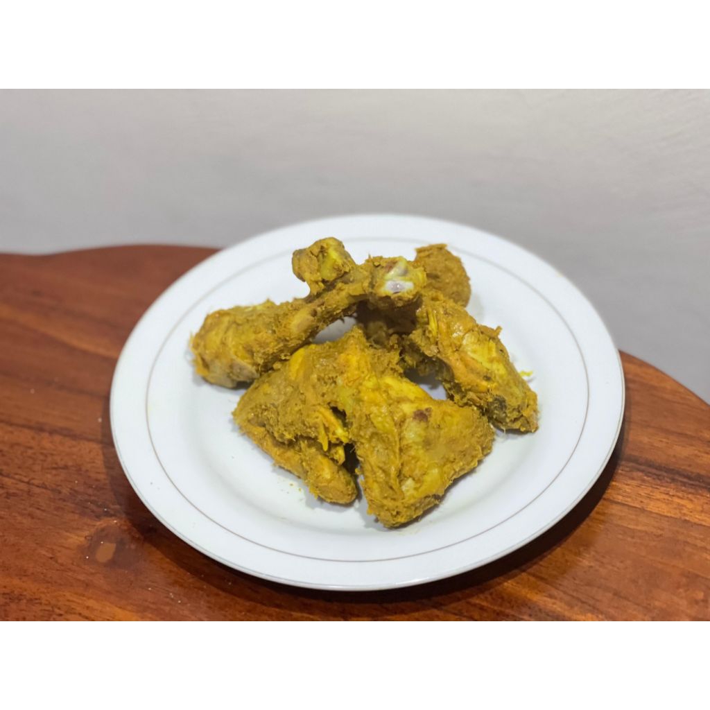 

ayam lengkuas / ayam laos frozen