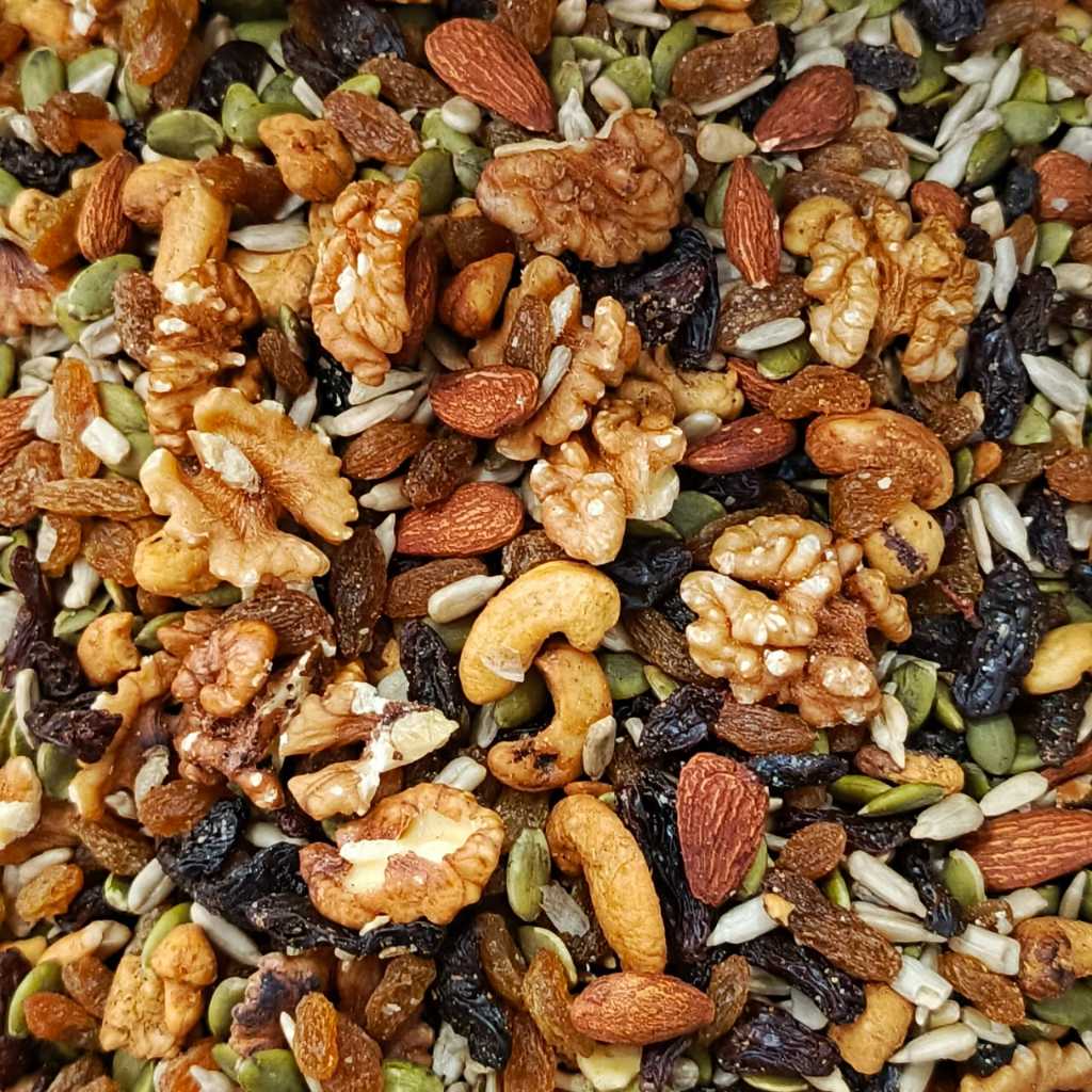 

CEMILAN SEHAT TRAIL MIX FRESH & CRUNCY / CEMILAN LEBARAN