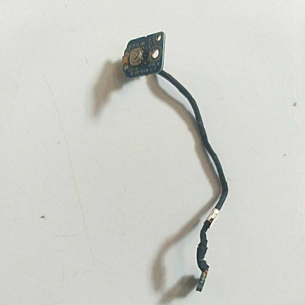 Tombol Netbook Zyrex M1115