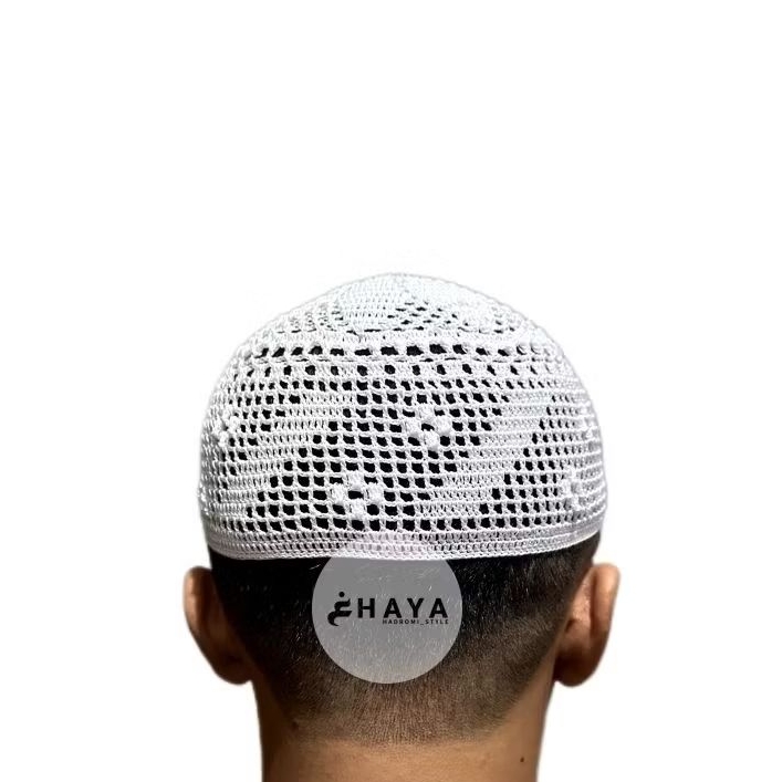 Peci Rajut Yamani Bangladesh Motif Timbul Premium putih 2 Variasi Motif  GHAYA HADROMI_STYLE