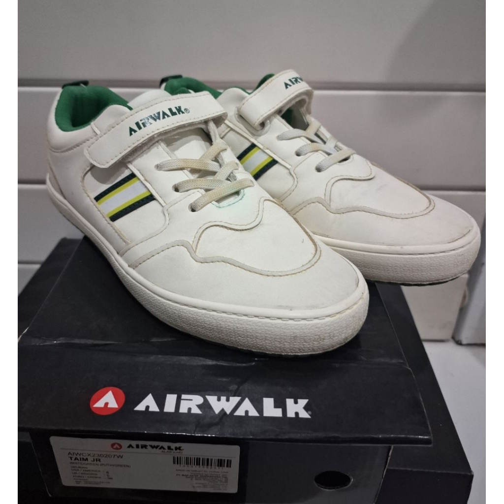 Sepatu Anak Putih / Sepatu Jalan Anak "AIRWALK"