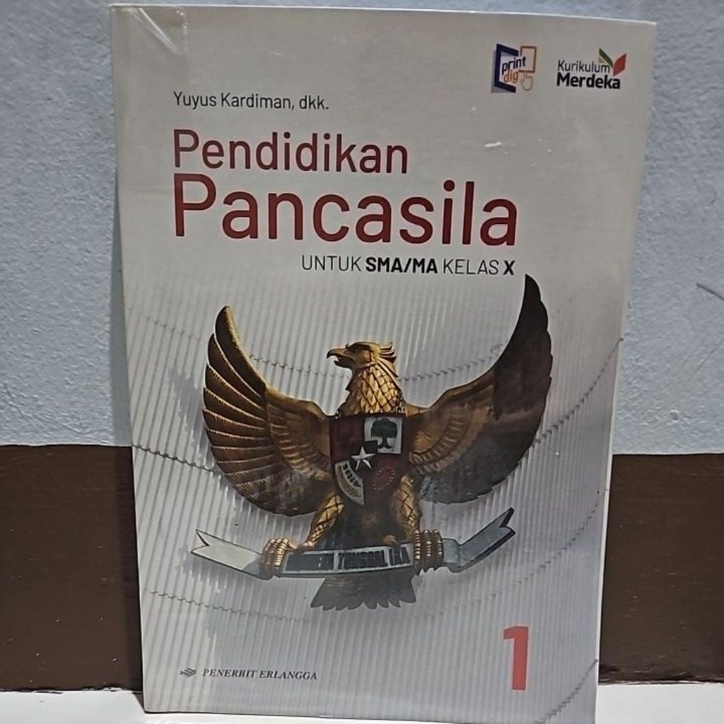 

Buku Pelajaran Pancasila kelas 10