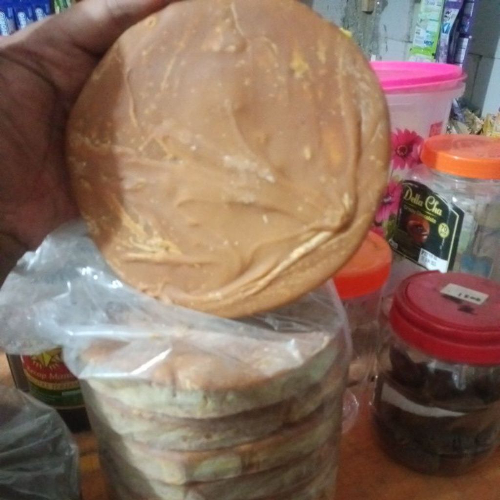 

gula aren wangi, model bulat 560gr