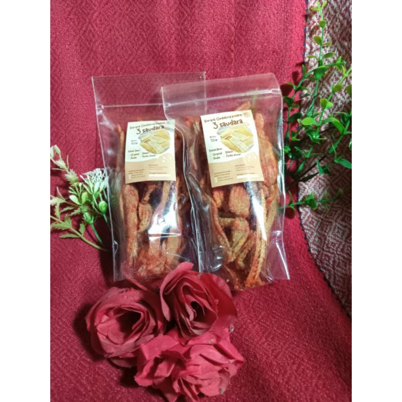 

Keripik Gedebog Pisang/Pelepah Pisang khas TUBAN