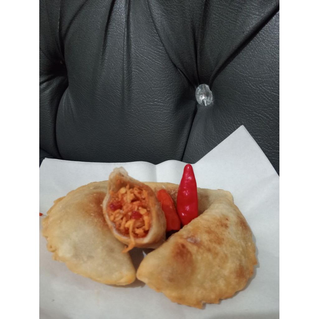 

cireng mercon Frozen ayam suwir