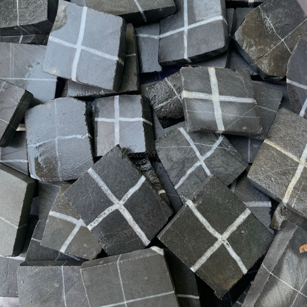bahan bongkahan batu akik tapak jalak 1000% natural (RANDOM) / batu tapak jalak / bahan batu akik ta