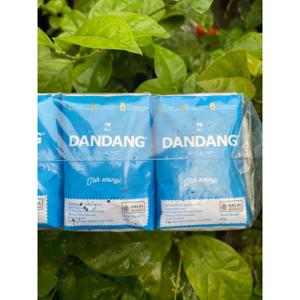 

Teh Dandang Biru wangi tubruk ( 1 slop 10 pcs )