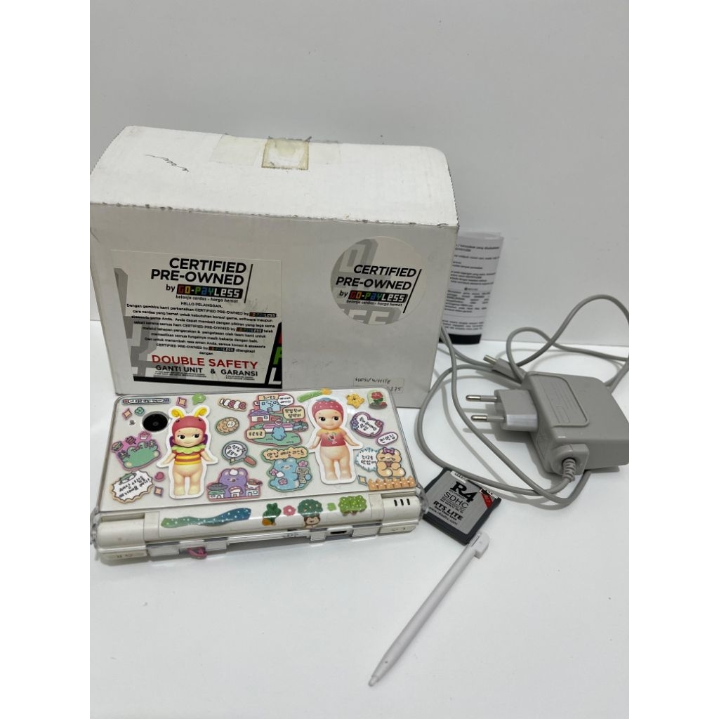 NINTENDO DSI WHITE SECOND