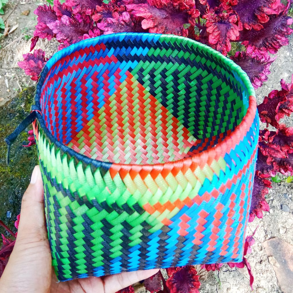 ayakan, saringan pencuci beras anyaman tradisional / saringan peniris beras