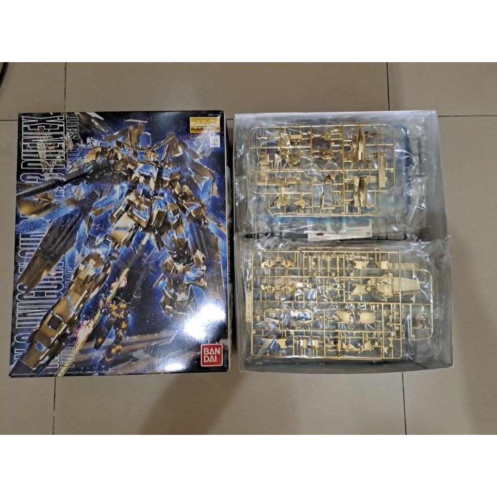 MG Gundam Unicorn Phenex