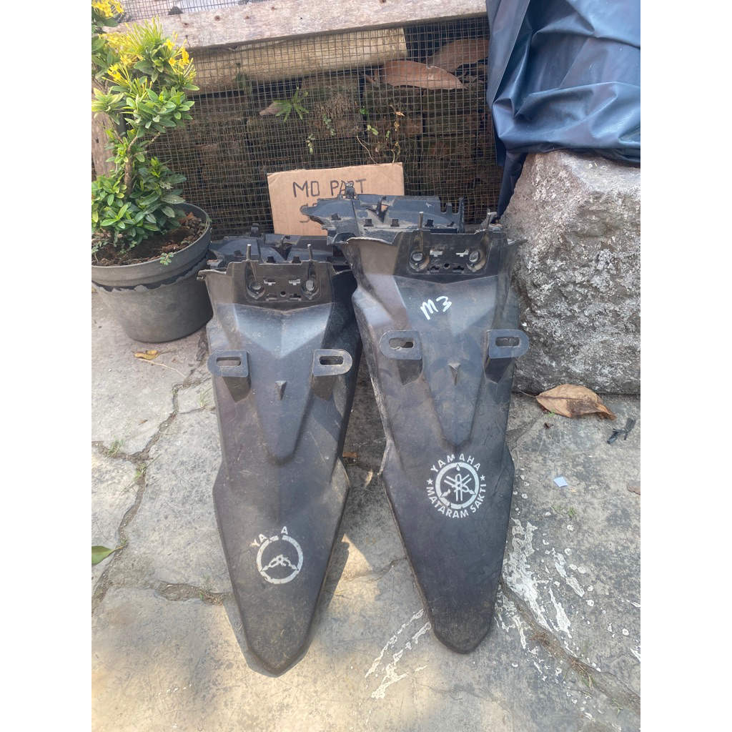 Slebor belakang yamaha mio m3 original copotan / Spakbor belakang yamaha mio m3 original copotan