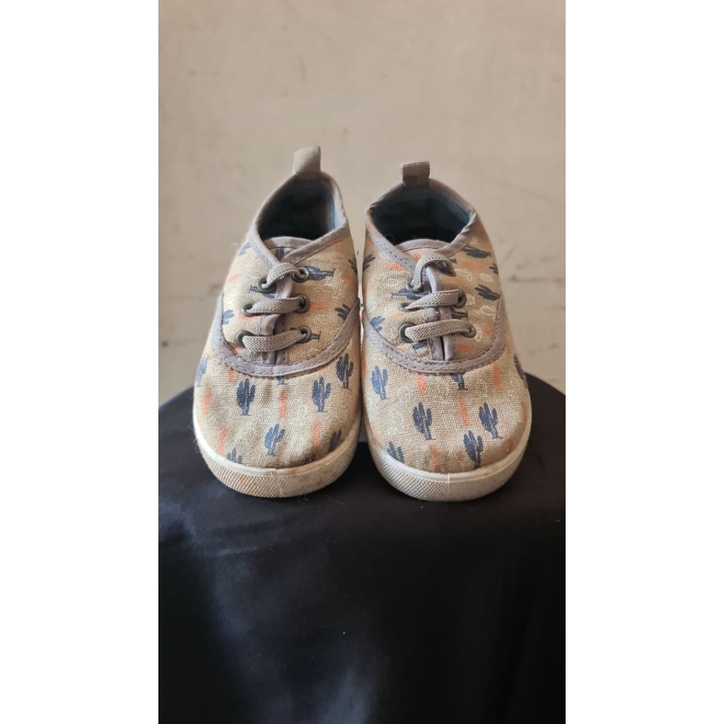 Preloved Sepatu Anak, Sepatu Anak Second, Sepatu Anak Murah