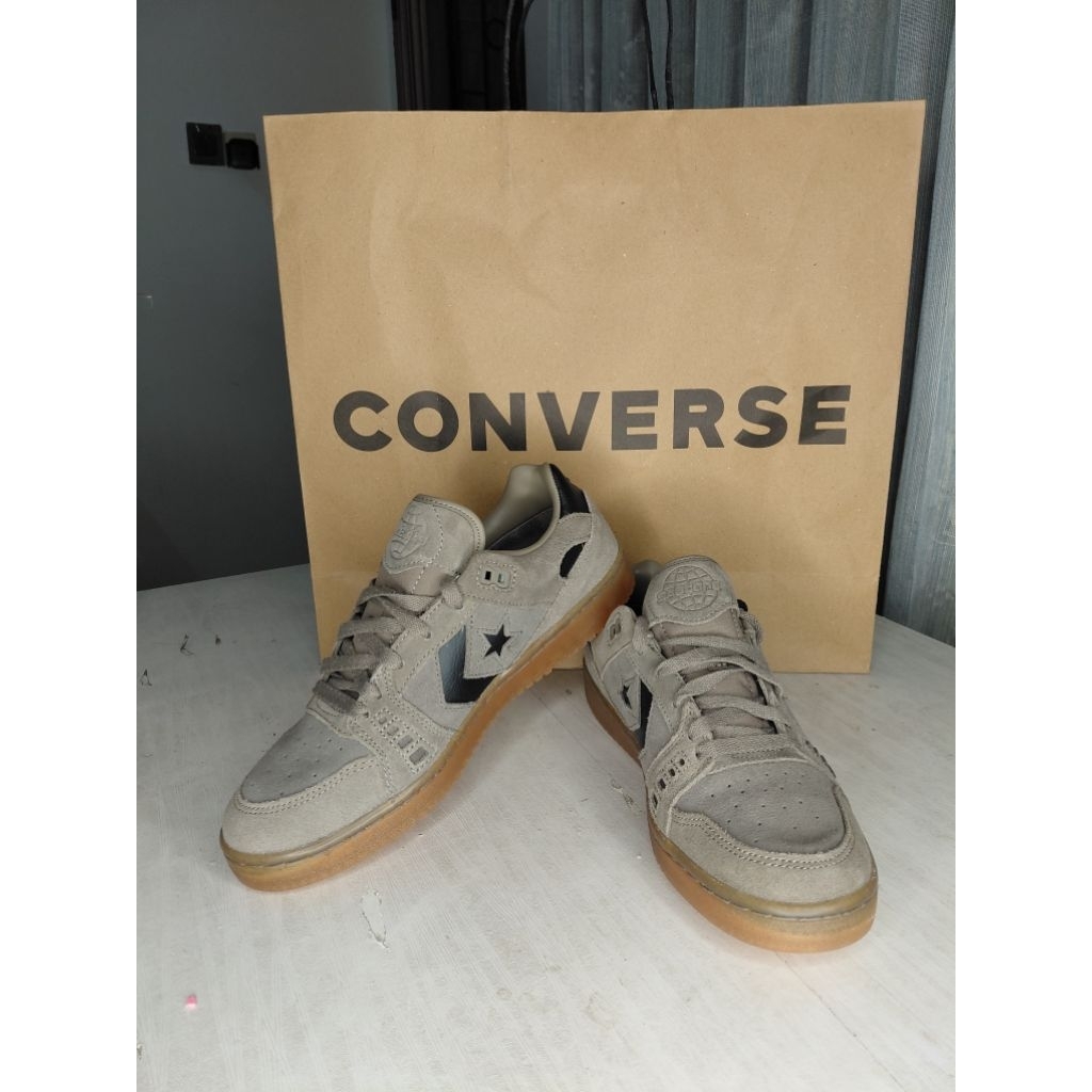 sepatu sneakers converse pria AS PRO-1