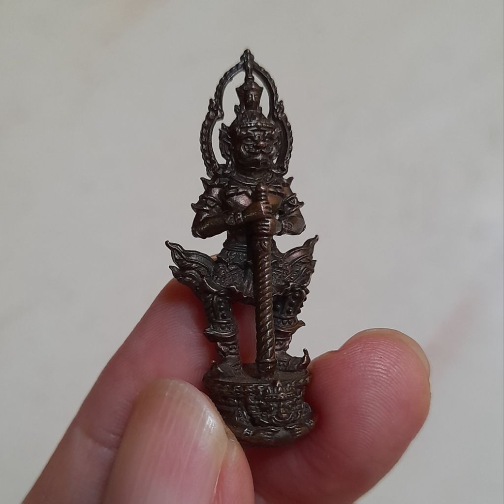 rooploor taowesuan lp yit wat chulamanee