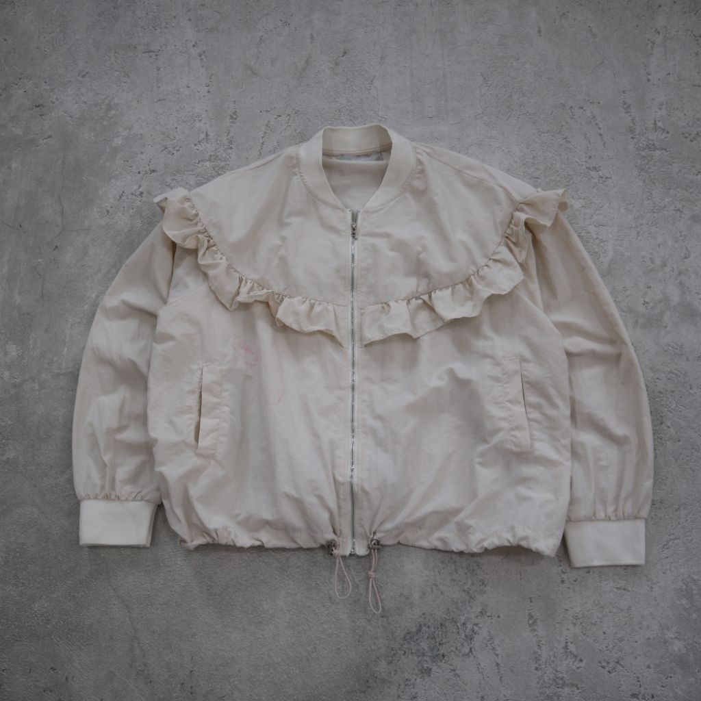 JAKET BOMBER CROP WANITA SIZE M PXL 56x60 cm ld 120 cm