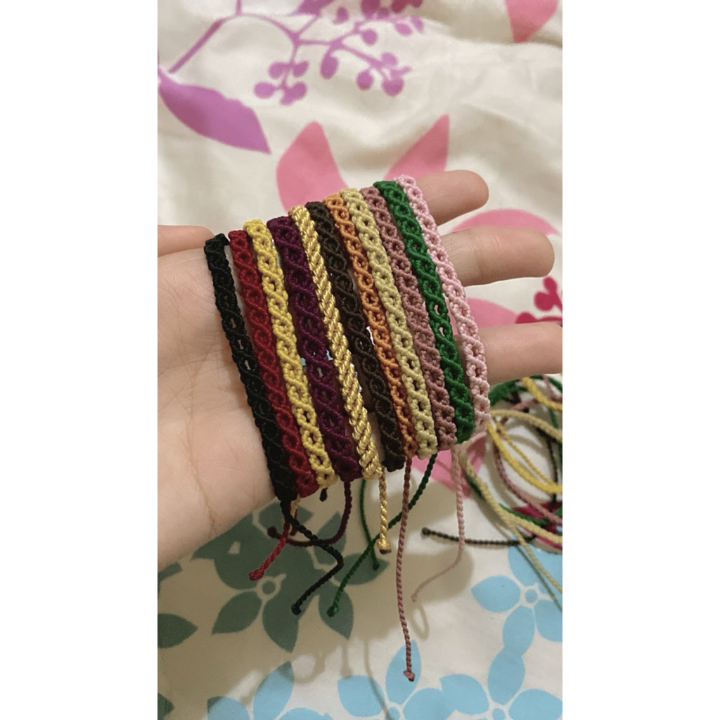 

gelang tali gelang rajut anyaman