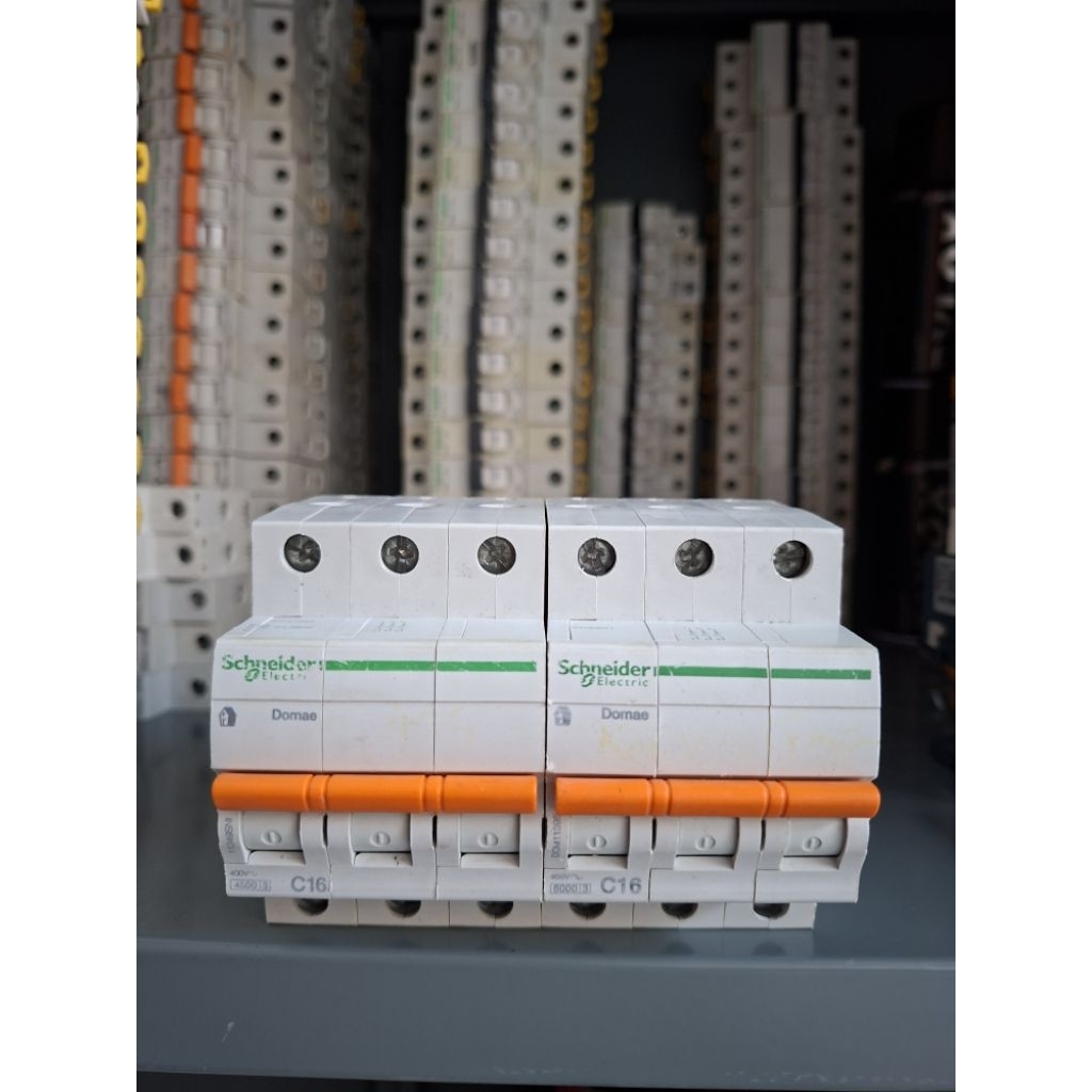 MCB Domae sacond 3 phase 10 a,16a,20a,25a,32a