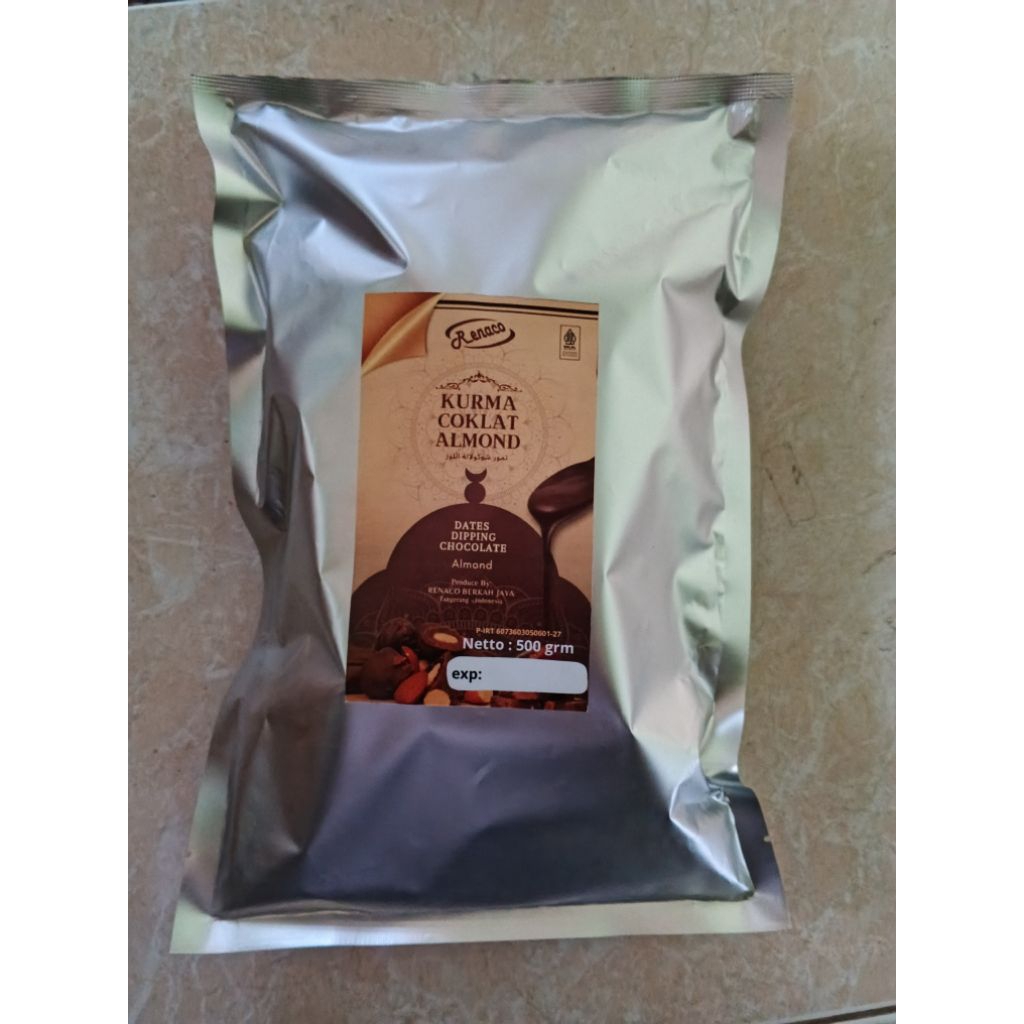 

Coklat Kurma Almond 1 kilo cemilan sehat oleh oleh Haji Umroh Snack Chocolate Tangerang