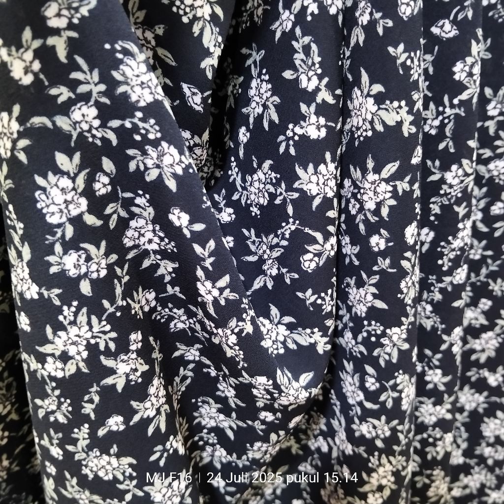 Harga/0,5 m | Kain Ceruty Motif Bunga Premium | Kain Ceruty Motif Bunga Meteran | Bahan Ceruty Motif