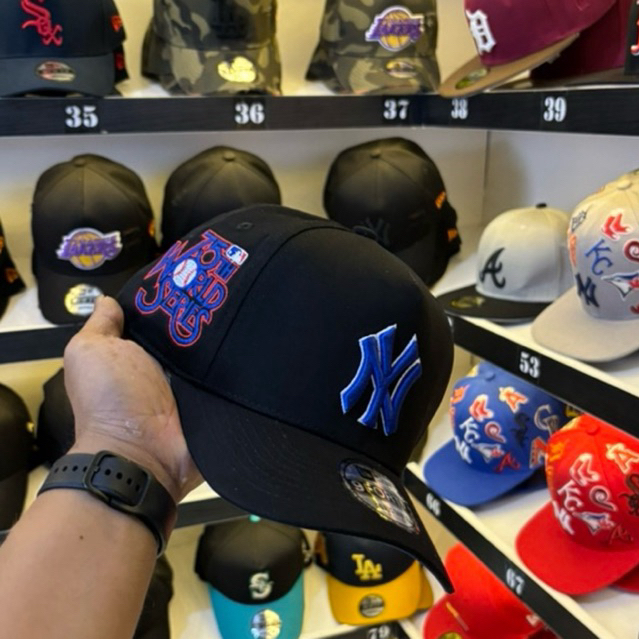 TOPI PRIA/TOPI BASEBALL NY HITAM BORDIL BIRU
