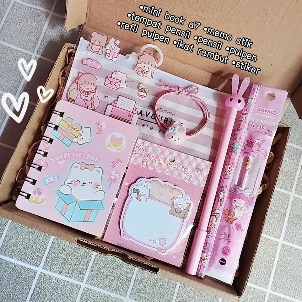 

Hampers stationery \ Gift Box brithday \ kado unik \ kado wisuda