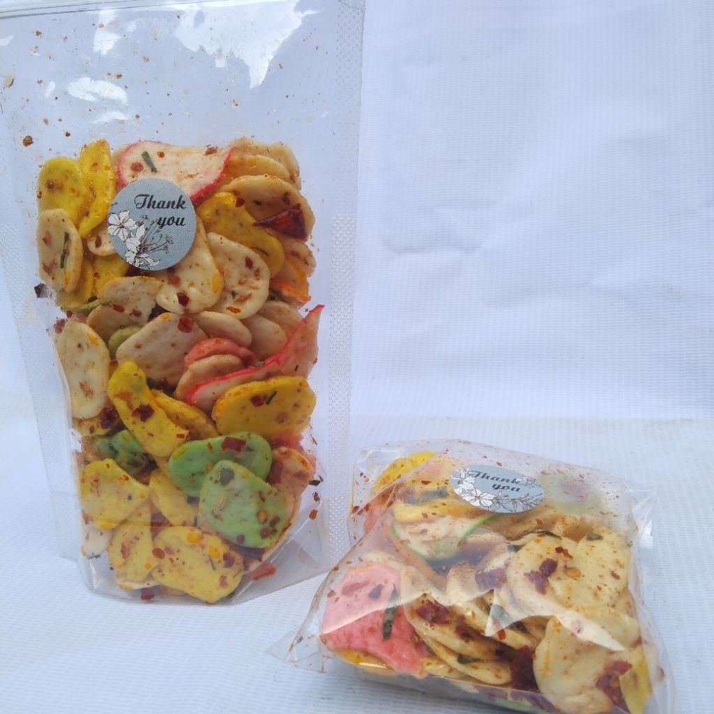 

1KG | Kerupuk 1KG Pedas daun jeruk Kerupuk bantat Viral Pedas Sedap Snack Food