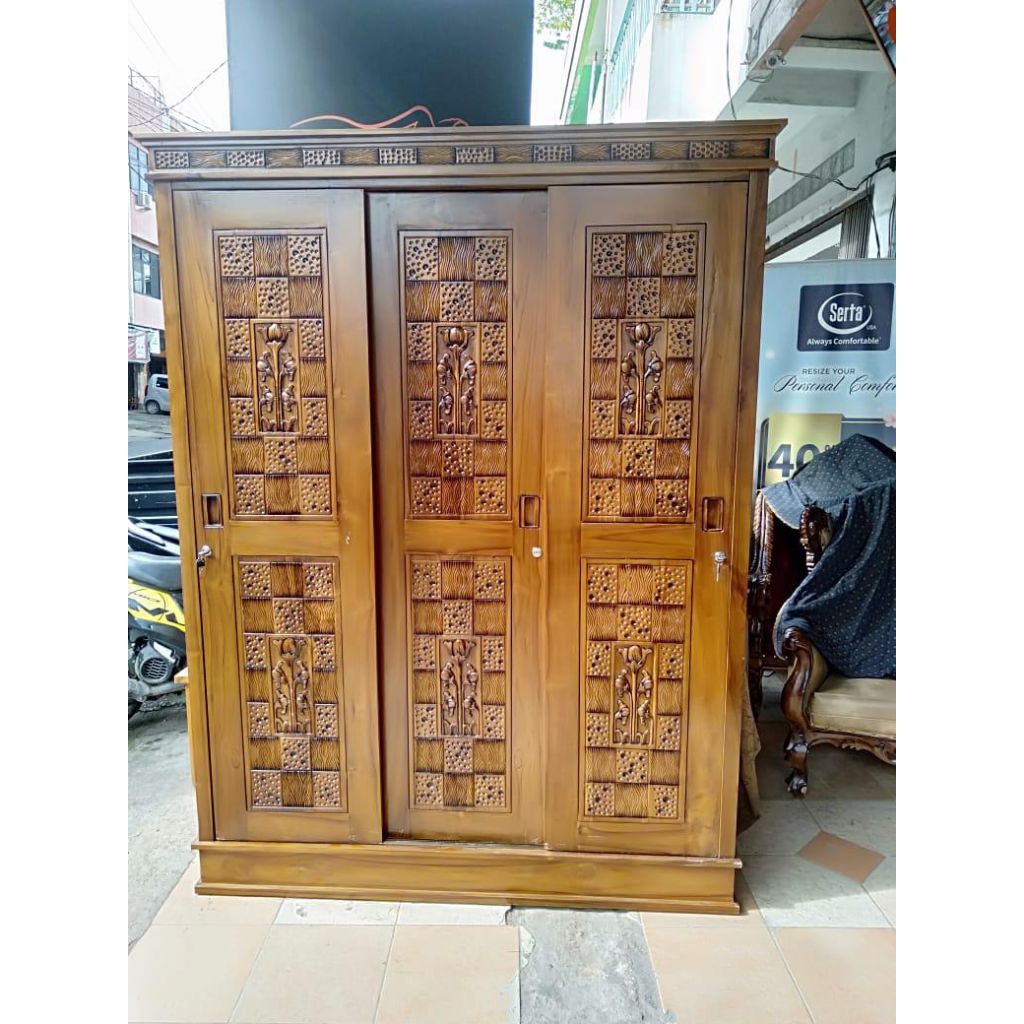 lemari Pakaian Jati Asli finishing Jepara 3 pintu sliding Minimalis