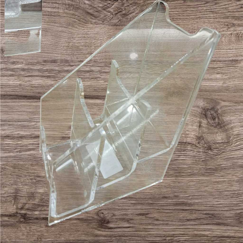 

Gramedia Batam - Name Card Case Acrylic 3 Susun Vertical