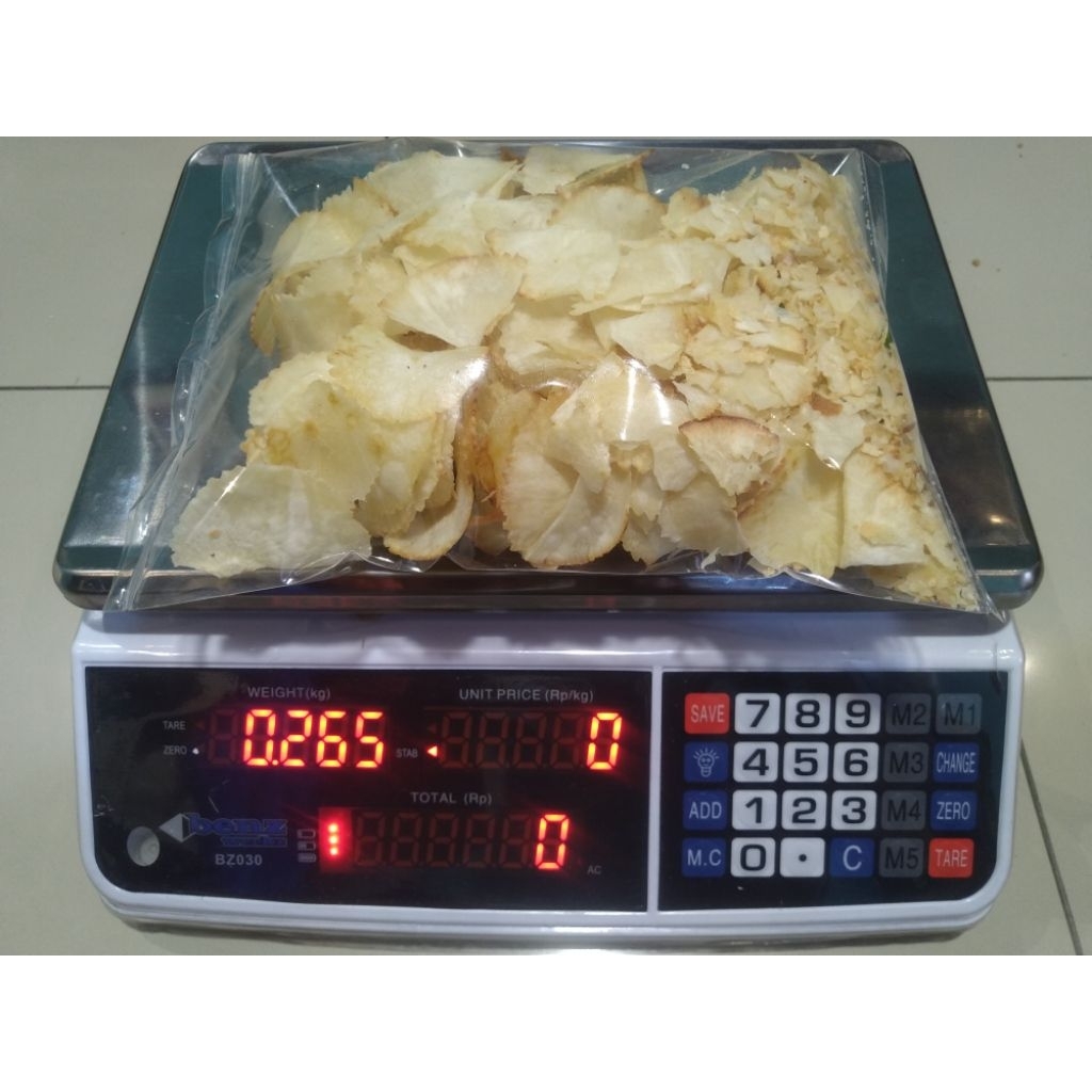 

keripik singkong rasa ayam bawang original gurih renyah 250 gram / 1/4 kg