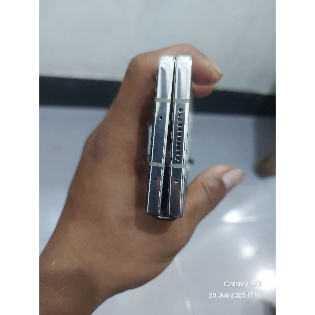 TULANG TENGAH MIDDLE FRAME BEZEL SAMSUNG Z FOLD 3