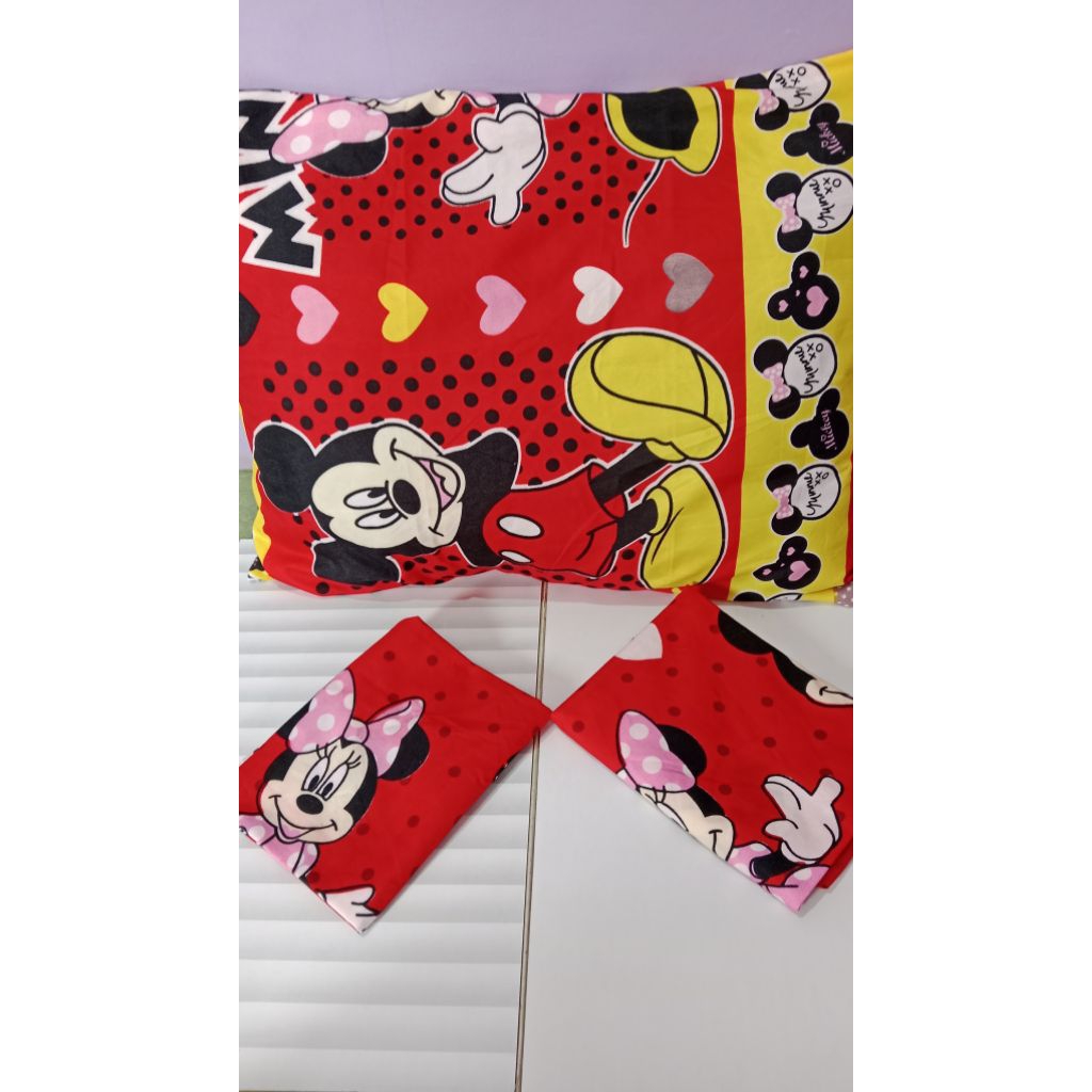 1KODI (20 pcs )SARUNG BANTAL KARAKTER