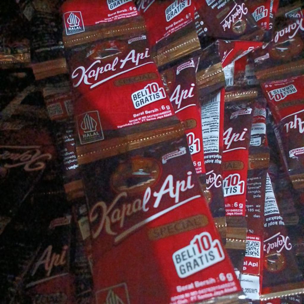 

( 1 KARTON ) Kapal Api mini 6gram x 10pcs x 20 renceng