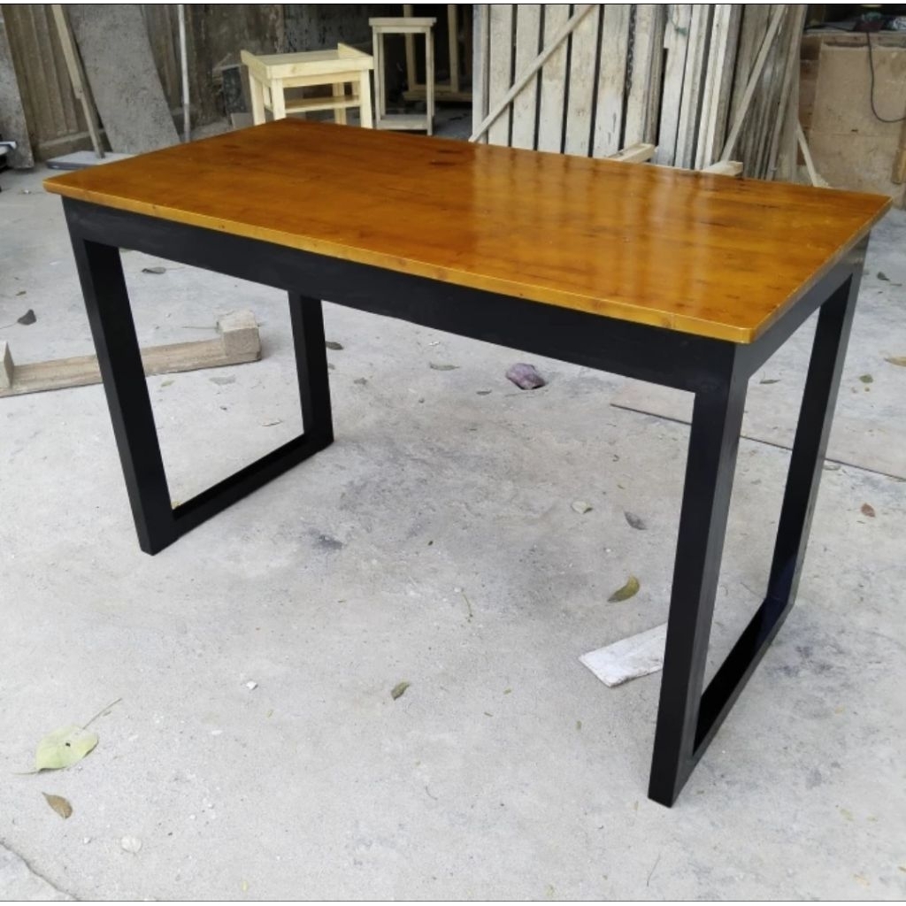 MEJA KAYU JATI BELANDA 120 X 60 X 75CM