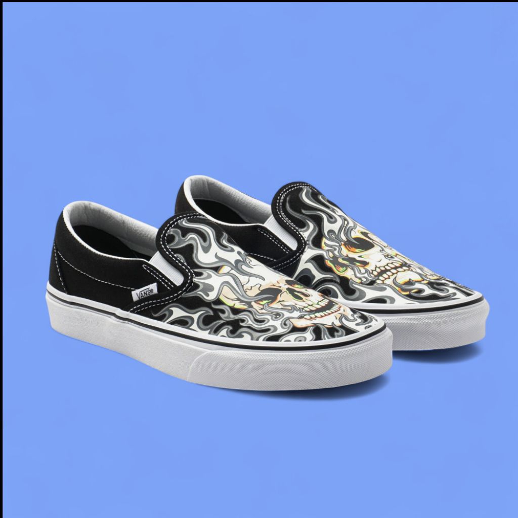 VANS SLIP ON CLASSIC FLAME SKULL ORIGINAL 100% BNIB