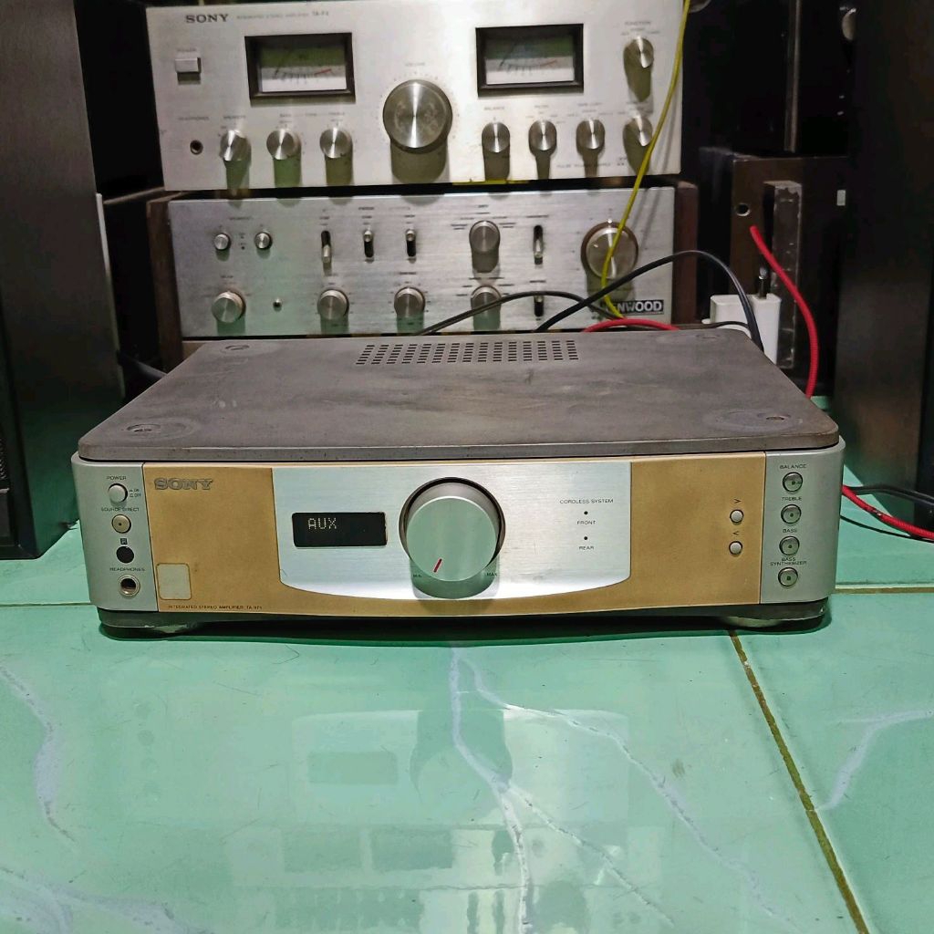 amplifier Sony Placido TA-VF1