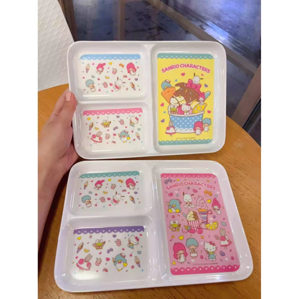 Piring makan sekat 3 pochacco hellokity bahan melamin