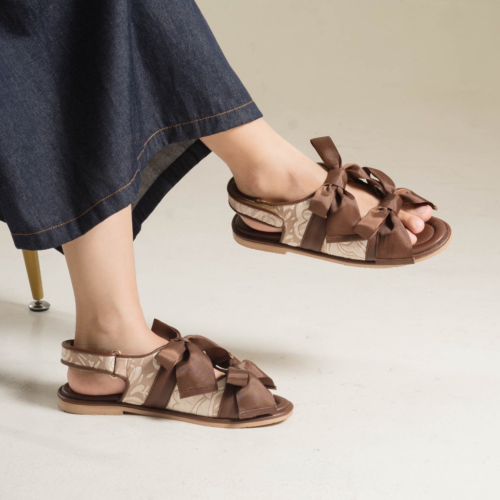 Dianable - Hanna Brown Flat Sandal Wanita