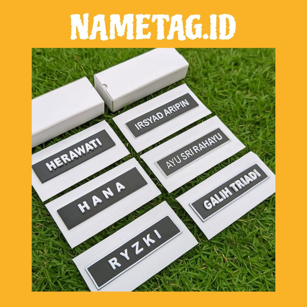 

NAMETAG PAPAN NAMA TIMBUL 3D GRAFIR DATAR FUL HITAM LIS PUTIH 2X8 - 2,5X8 MAGNET PAKU PENITI