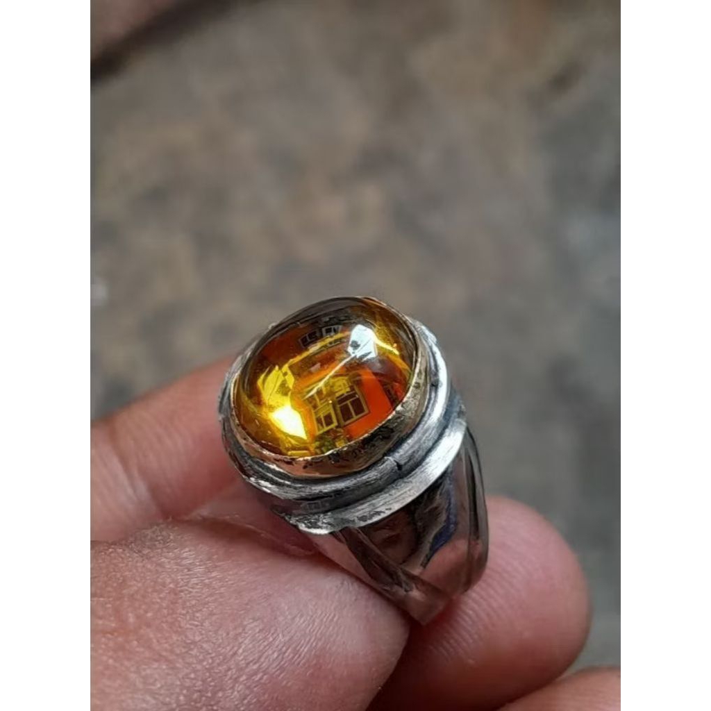 Cincin batu akik kecubung kuning